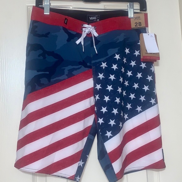 💙VANS ERA BOARDSHORT STRIPES STARS SWIM SHORT NEW